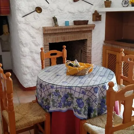 Casa Cueva Sierra Nevada - *